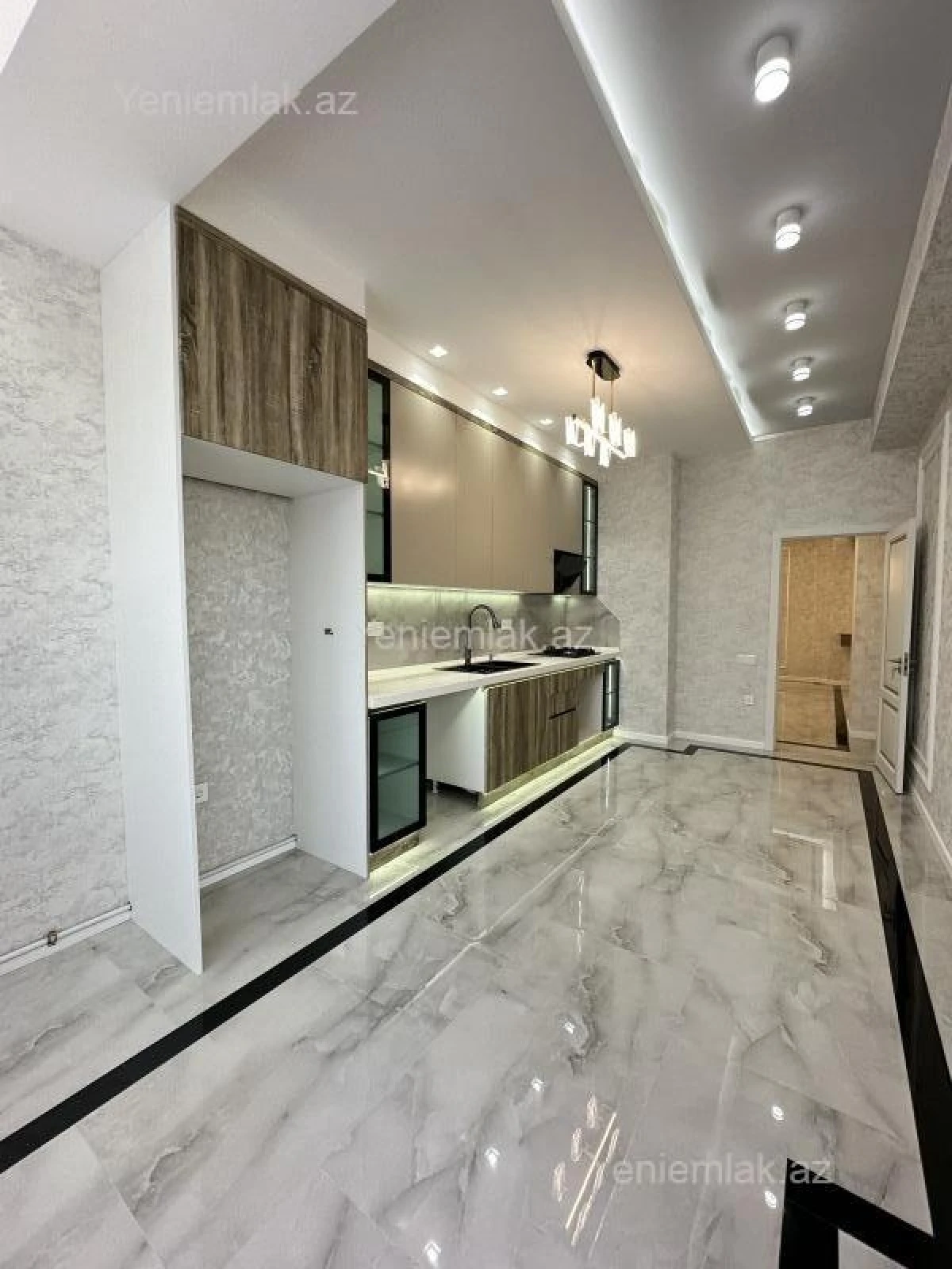 Satılır 3 otaqlı yeni tikili 126 m²