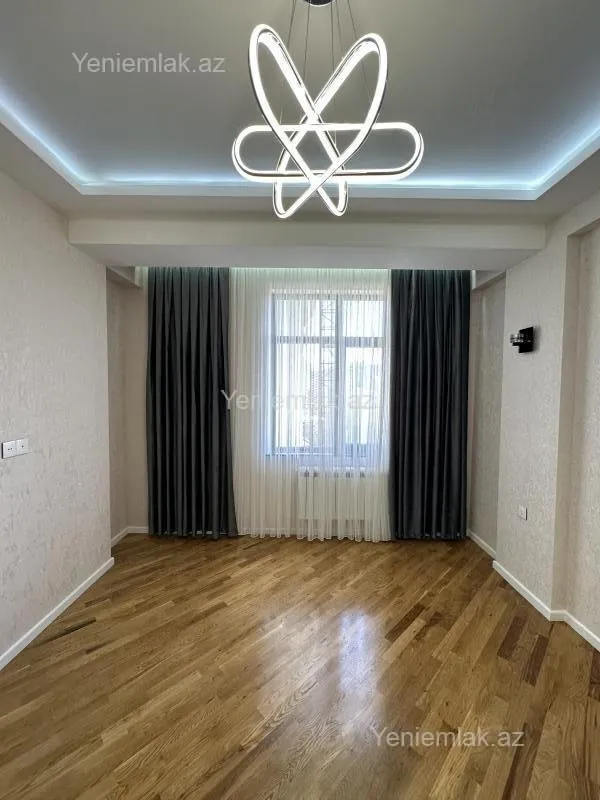 Satılır 3 otaqlı yeni tikili 126 m²