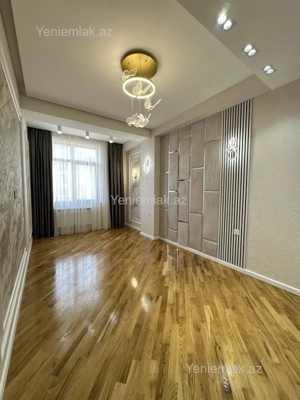 Satılır 3 otaqlı yeni tikili 126 m²