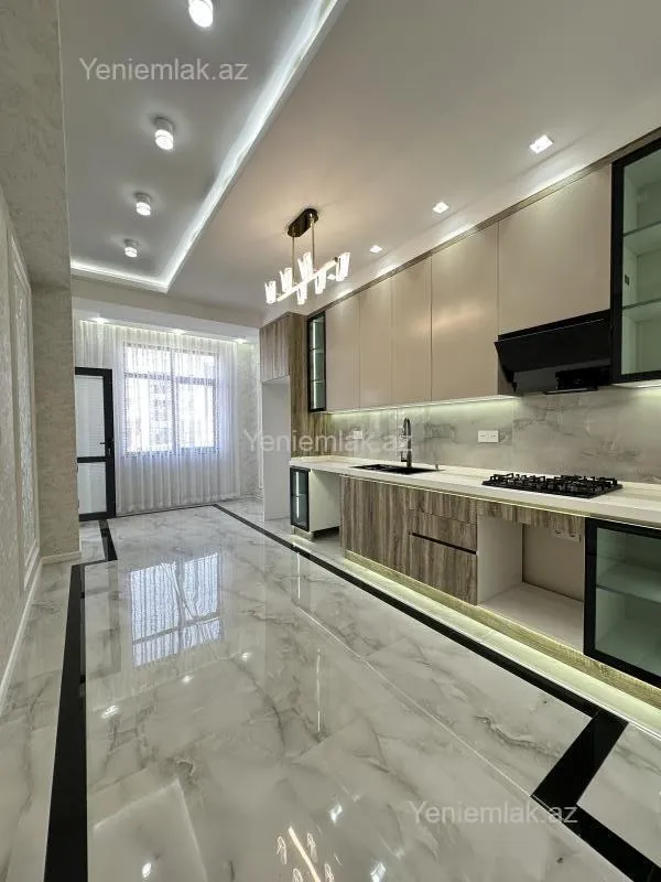 Satılır 3 otaqlı yeni tikili 126 m²