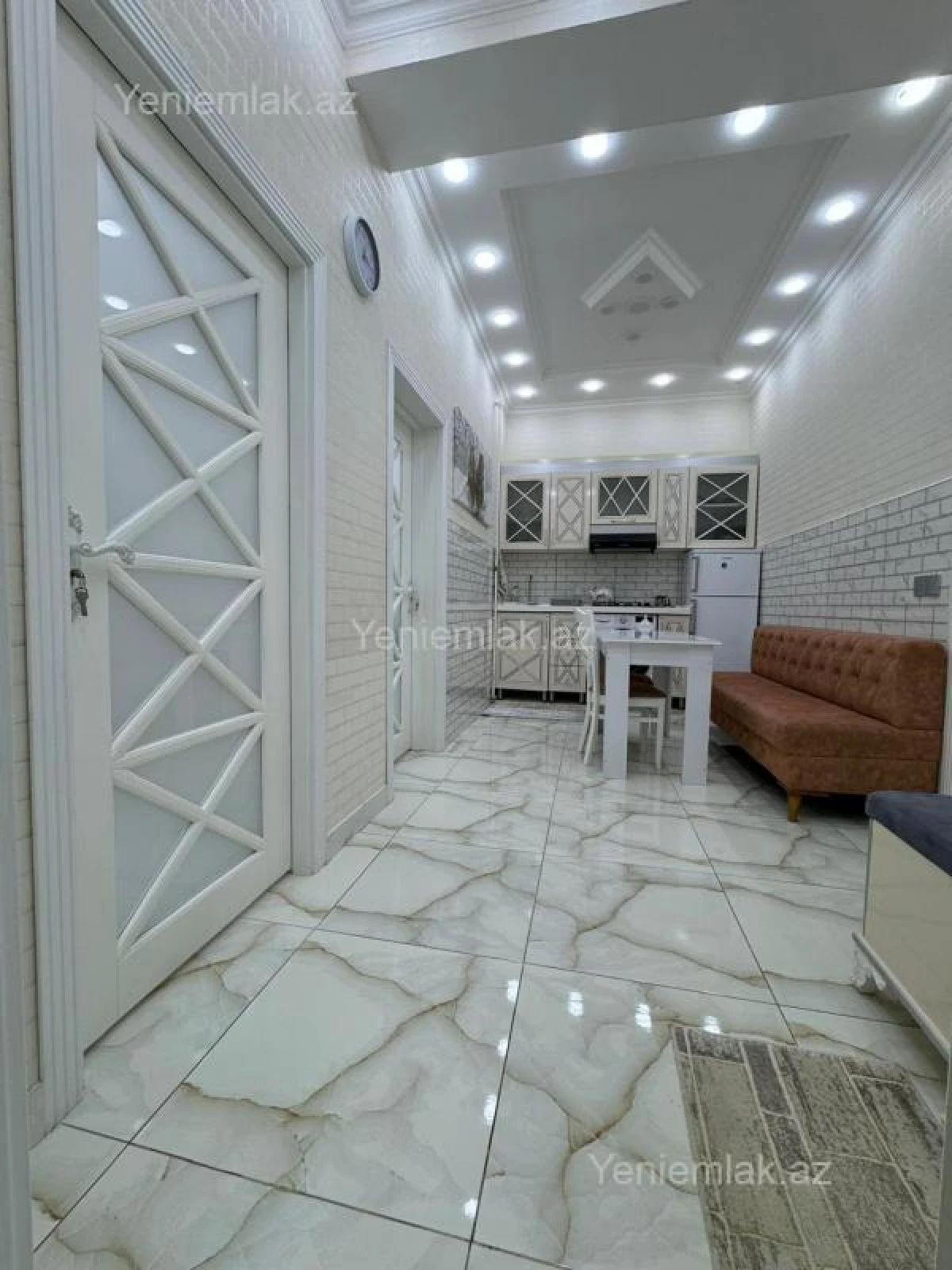 Satılır 2 otaqlı yeni tikili 62.5 m²