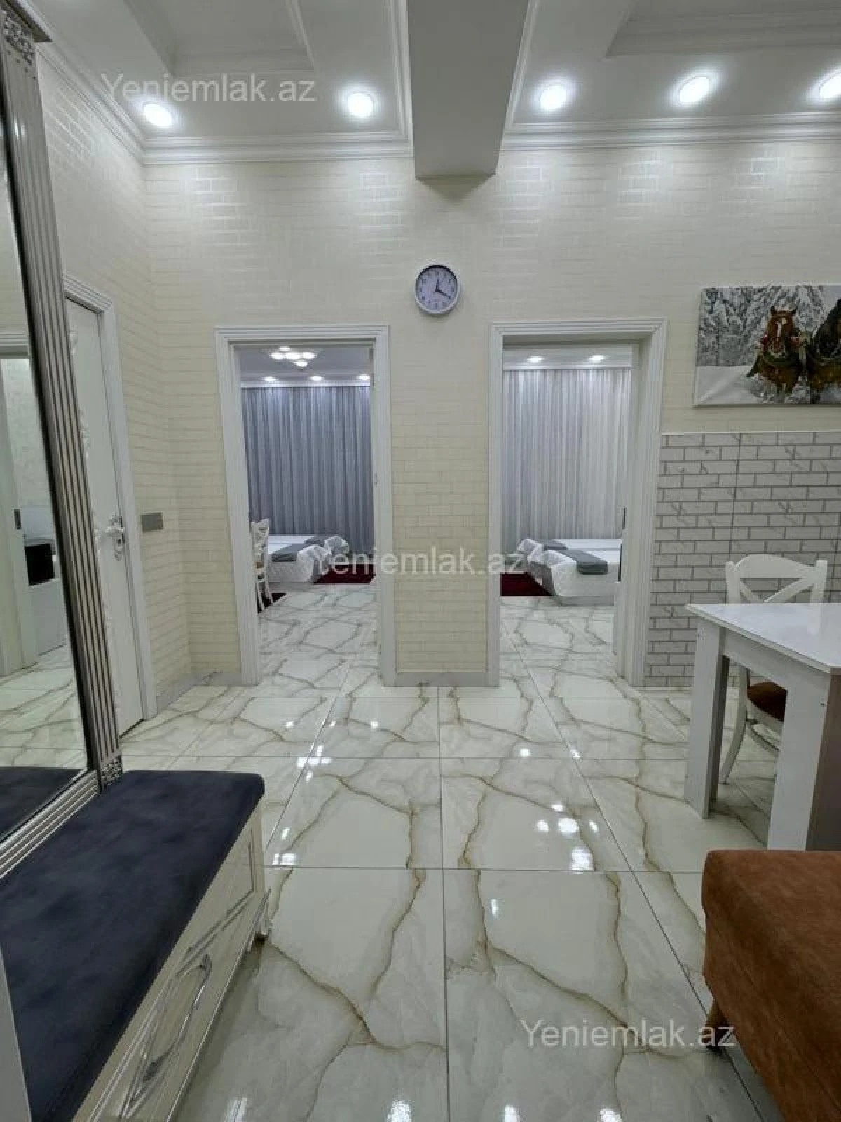 Satılır 2 otaqlı yeni tikili 62.5 m²