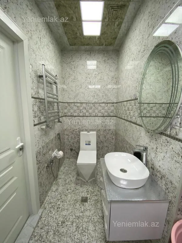 Satılır 3 otaqlı yeni tikili 85 m²