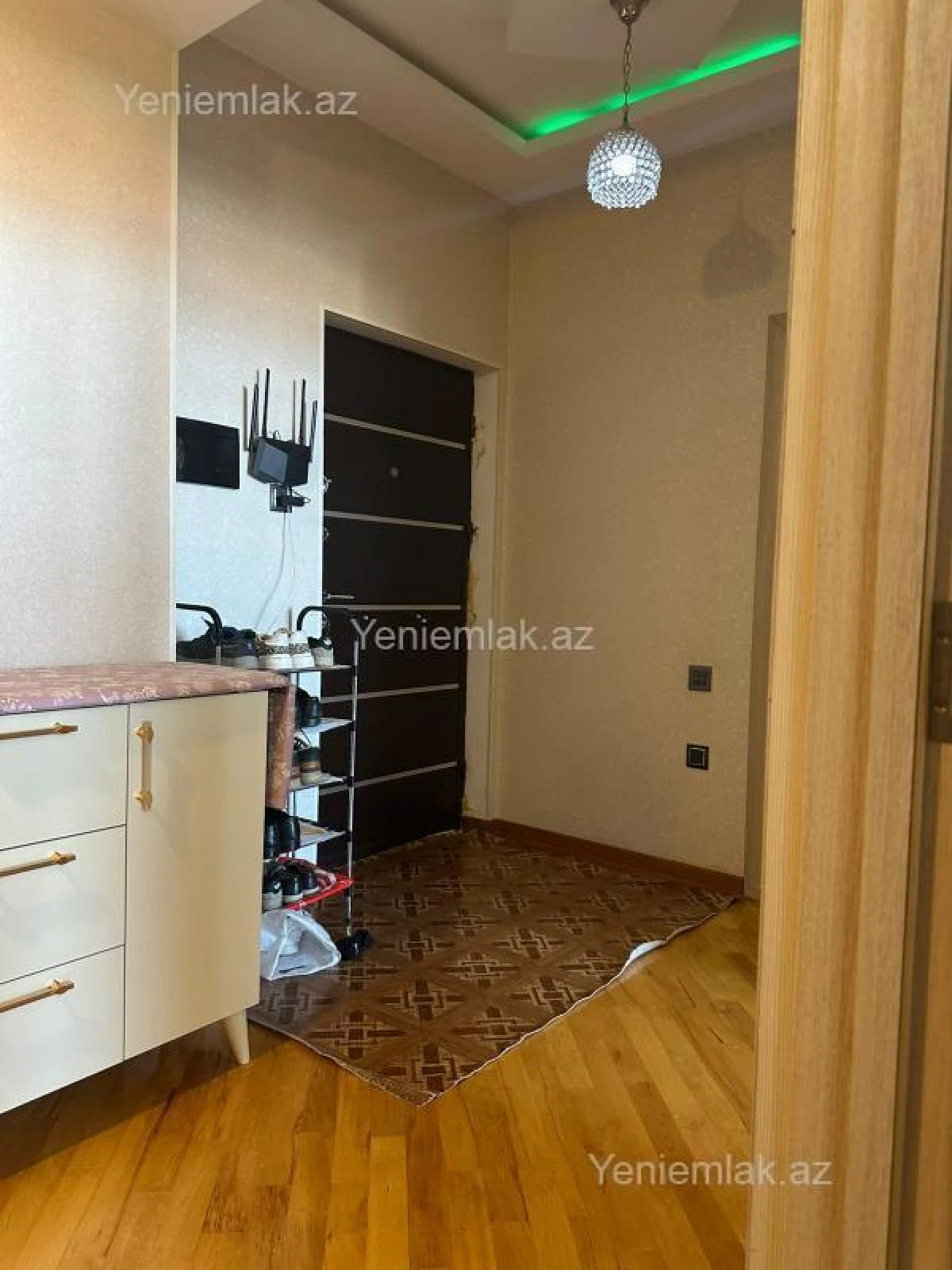 Satılır 2 otaqlı yeni tikili 76 m²