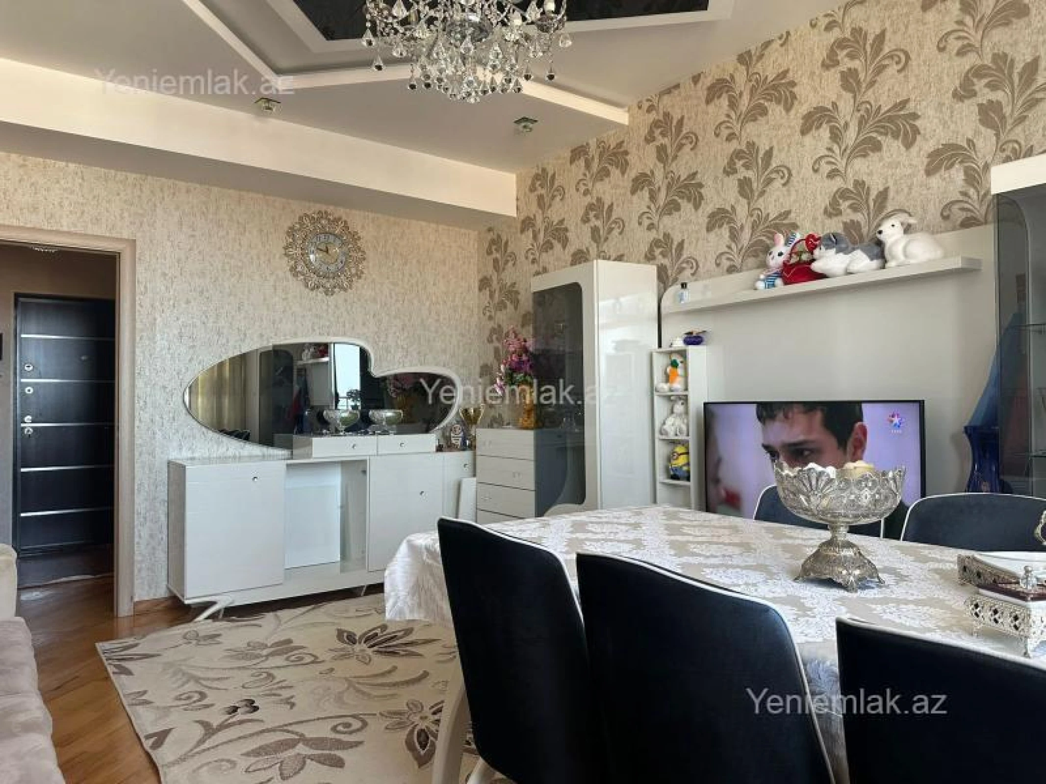 Satılır 2 otaqlı yeni tikili 76 m²