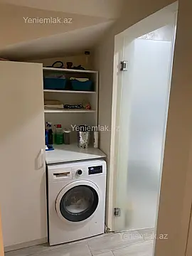 Satılır 5 otaqlı həyət evi 180 m²