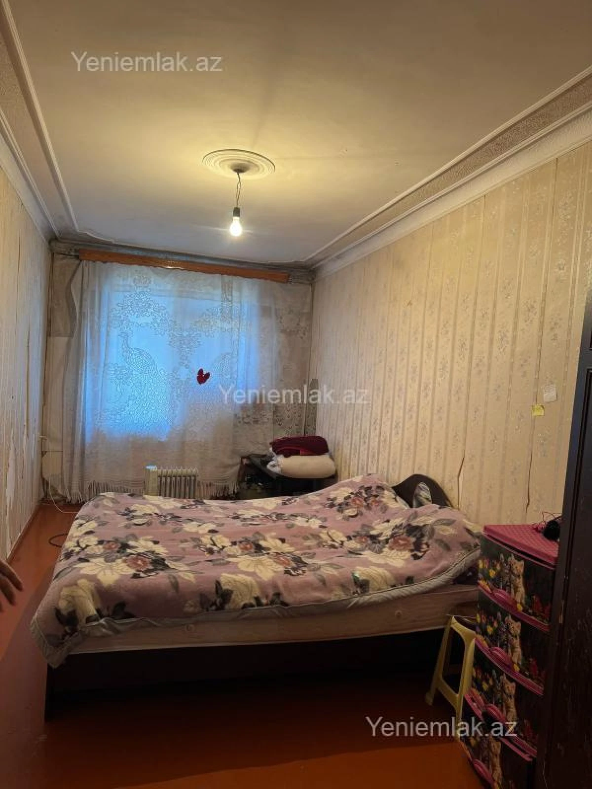 Satılır 3 otaqlı köhnə tikili 80 m²