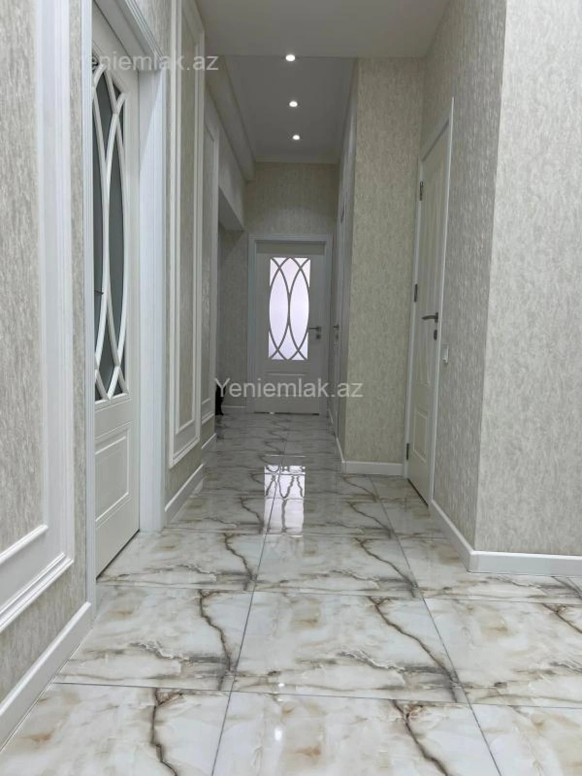 Satılır 3 otaqlı yeni tikili 94 m²
