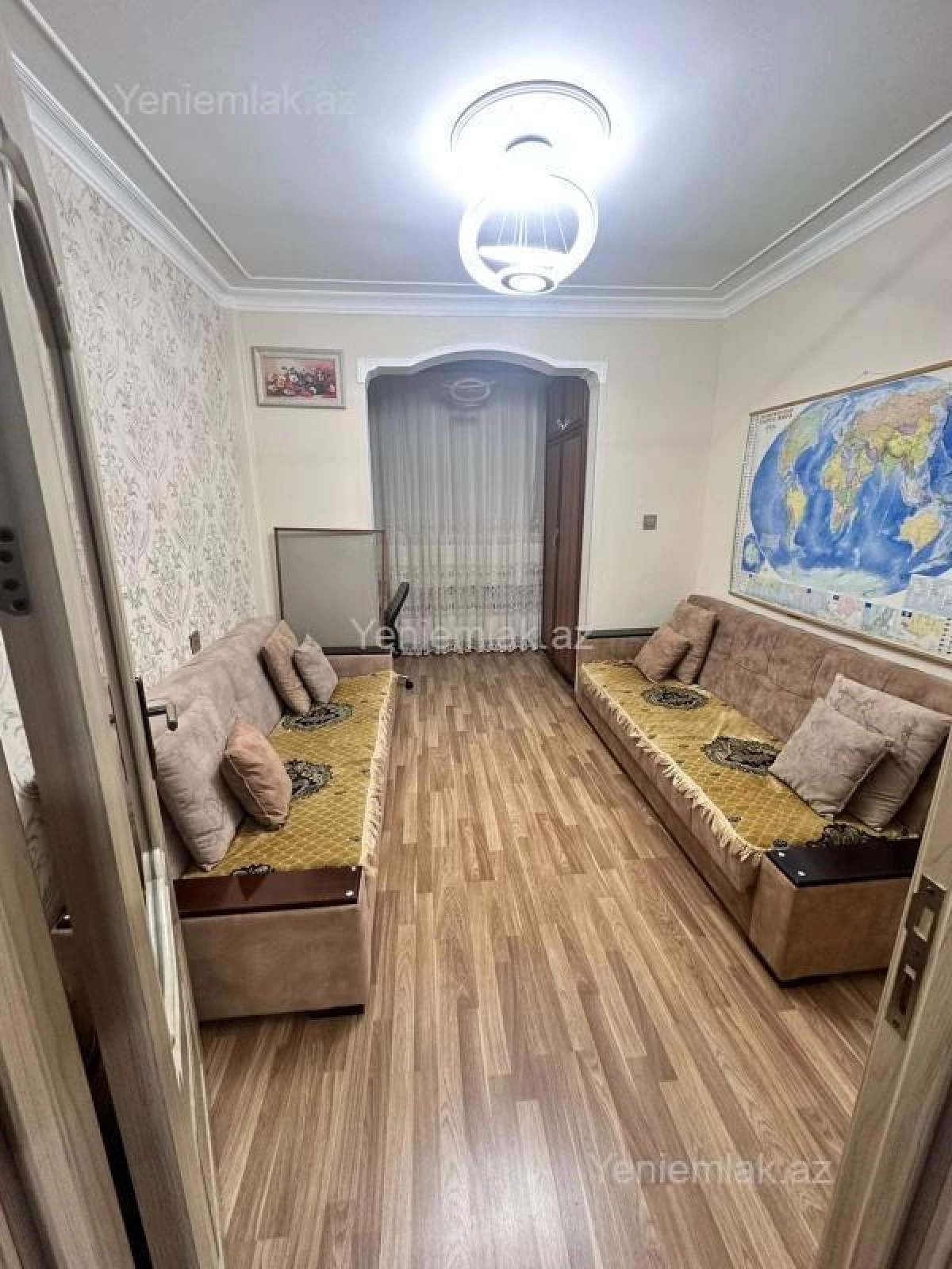 Satılır 3 otaqlı köhnə tikili 80 m²