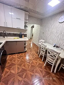 Satılır 3 otaqlı köhnə tikili 80 m²