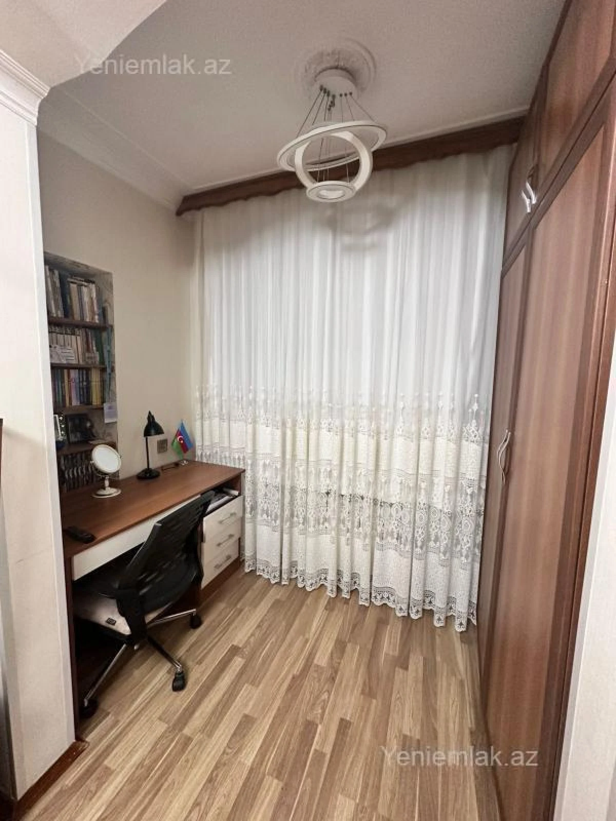 Satılır 3 otaqlı köhnə tikili 80 m²