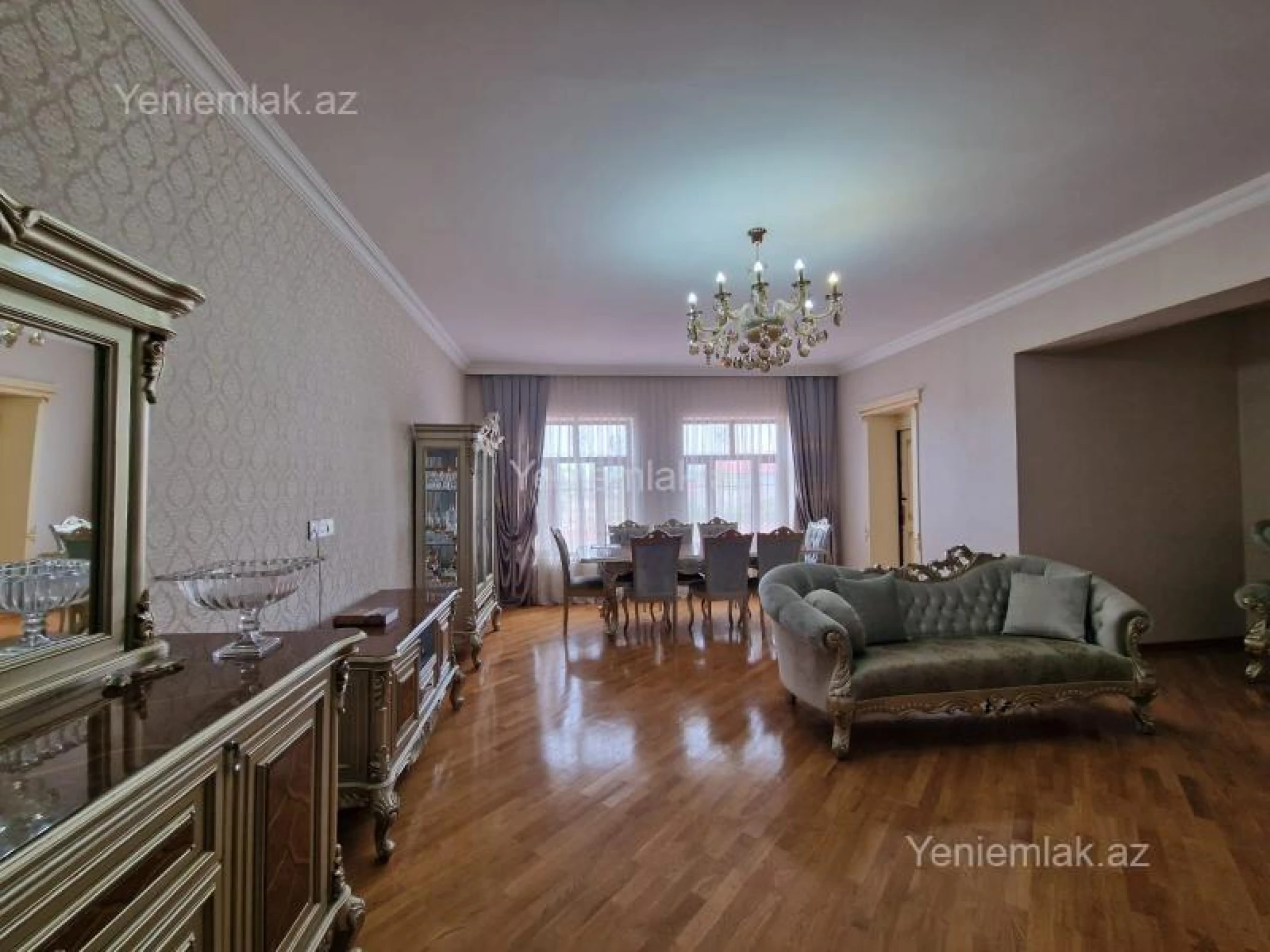 Satılır 6 otaqlı həyət evi 280 m²