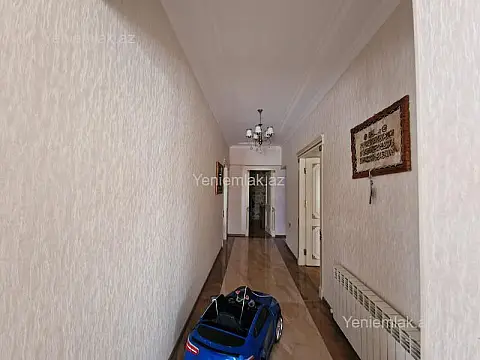 Satılır 6 otaqlı həyət evi 280 m²