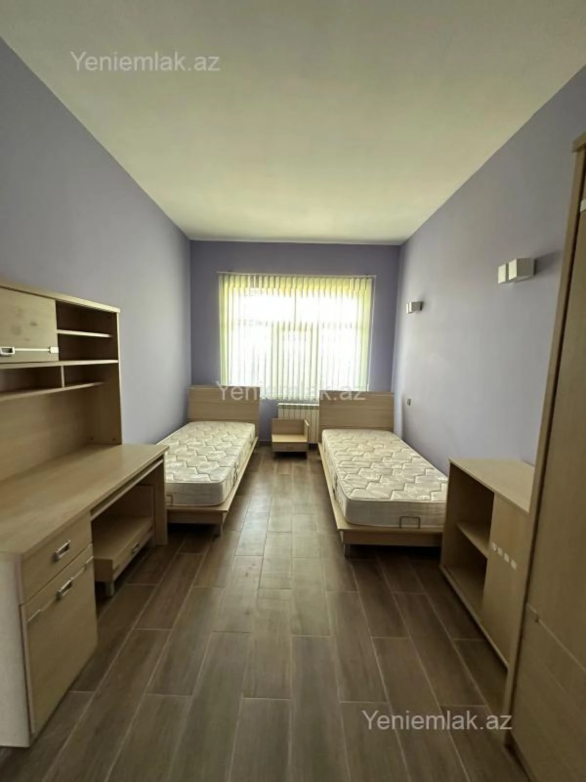 Satılır 9 otaqlı həyət evi 950 m²
