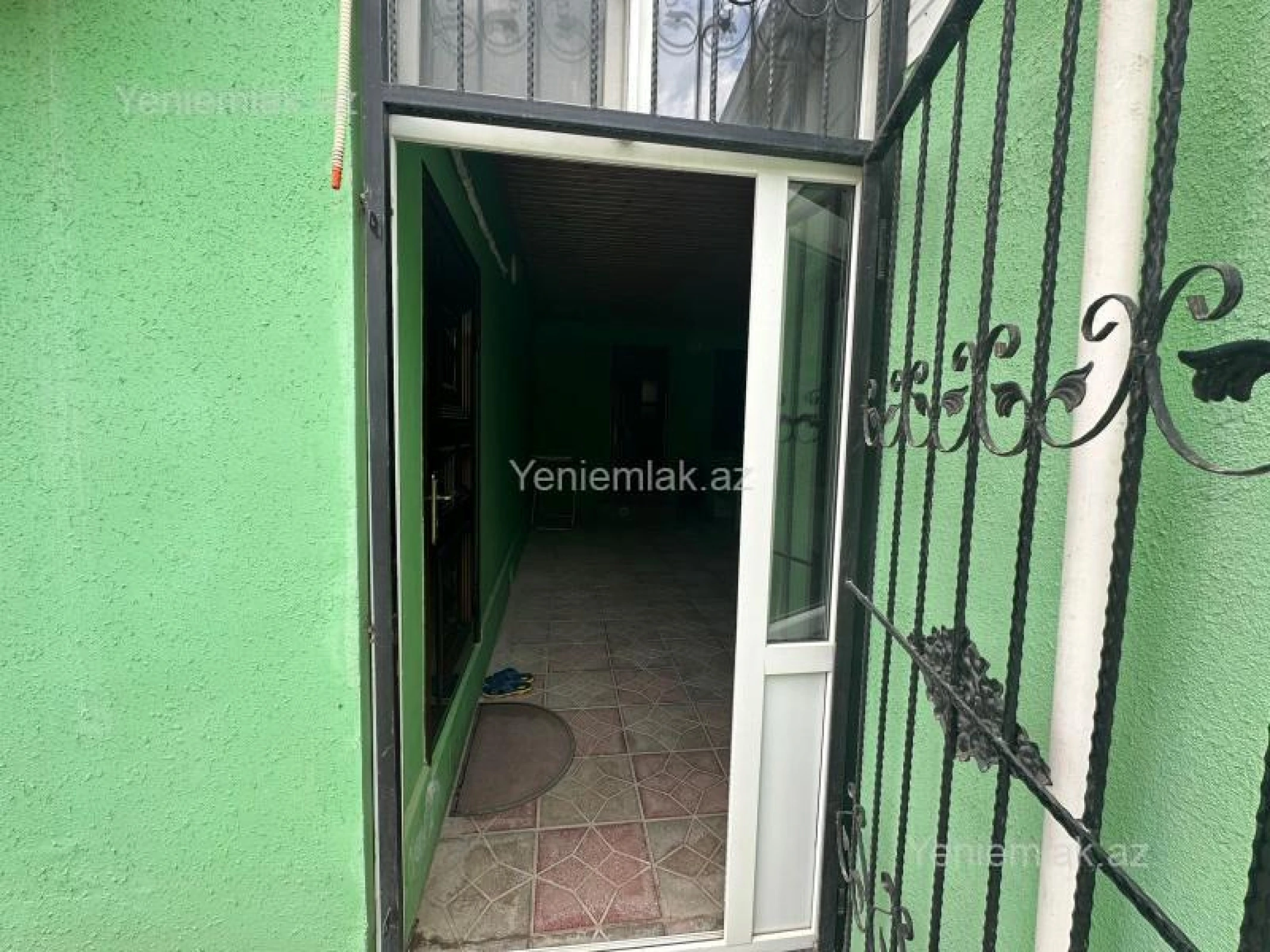 Satılır 4 otaqlı həyət evi 120 m²