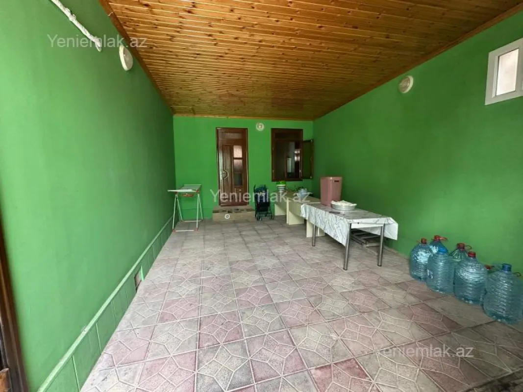 Satılır 4 otaqlı həyət evi 120 m²