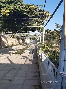 Satılır 4 otaqlı həyət evi 130 m²