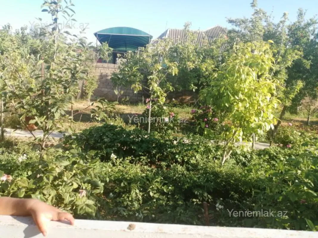 Satılır 4 otaqlı həyət evi 130 m²