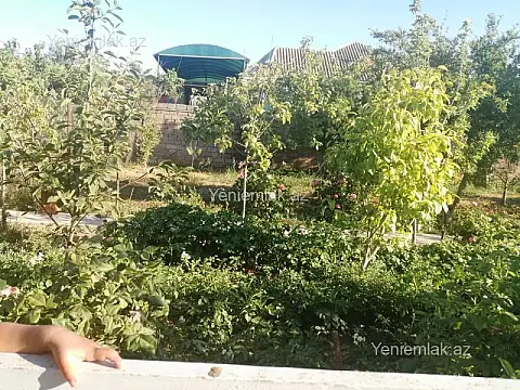 Satılır 4 otaqlı həyət evi 130 m²