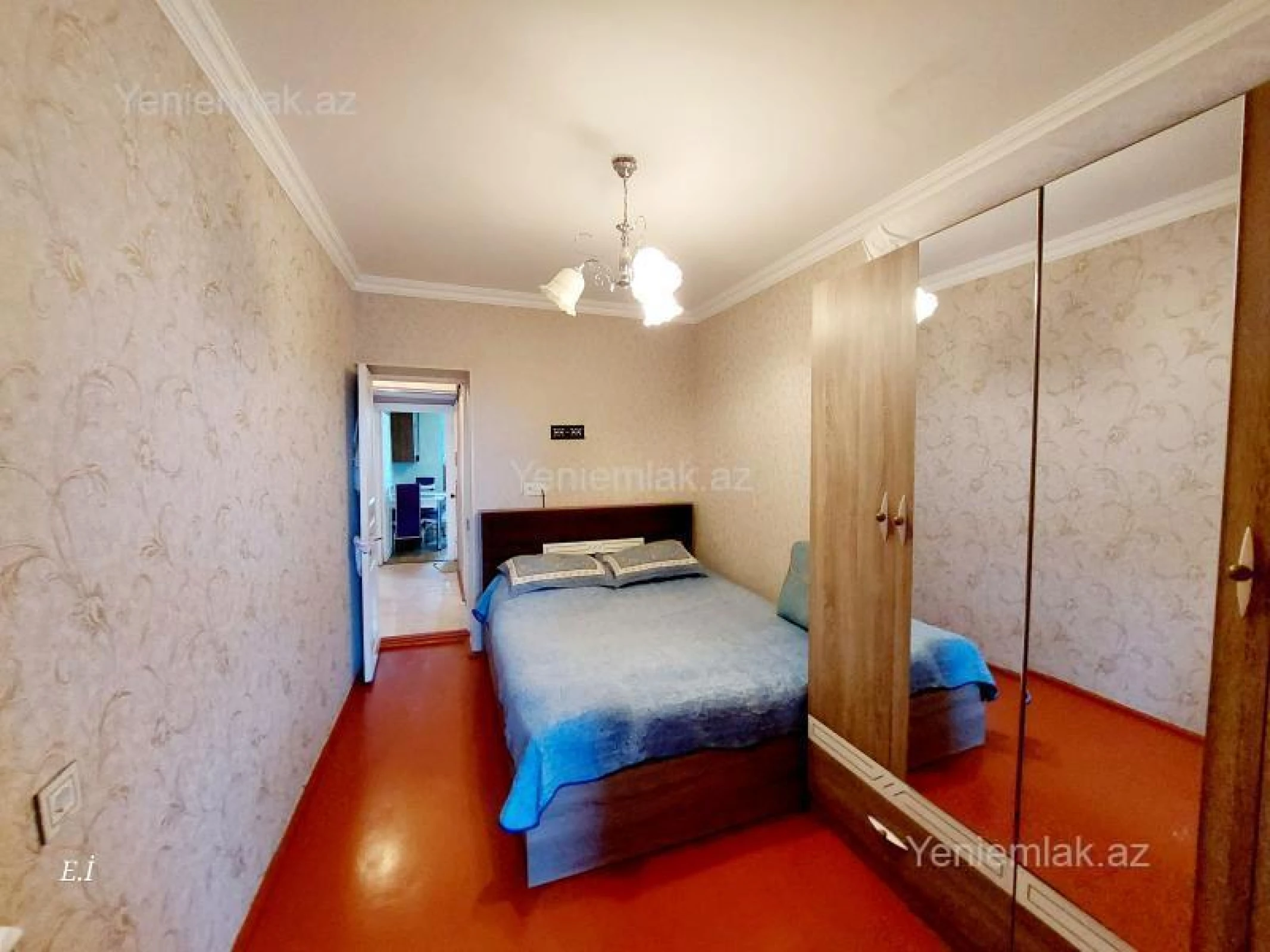 Satılır 3 otaqlı köhnə tikili 68 m²