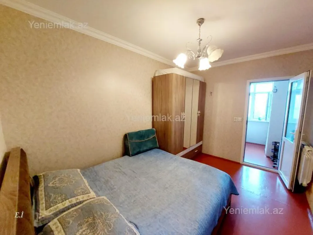 Satılır 3 otaqlı köhnə tikili 68 m²