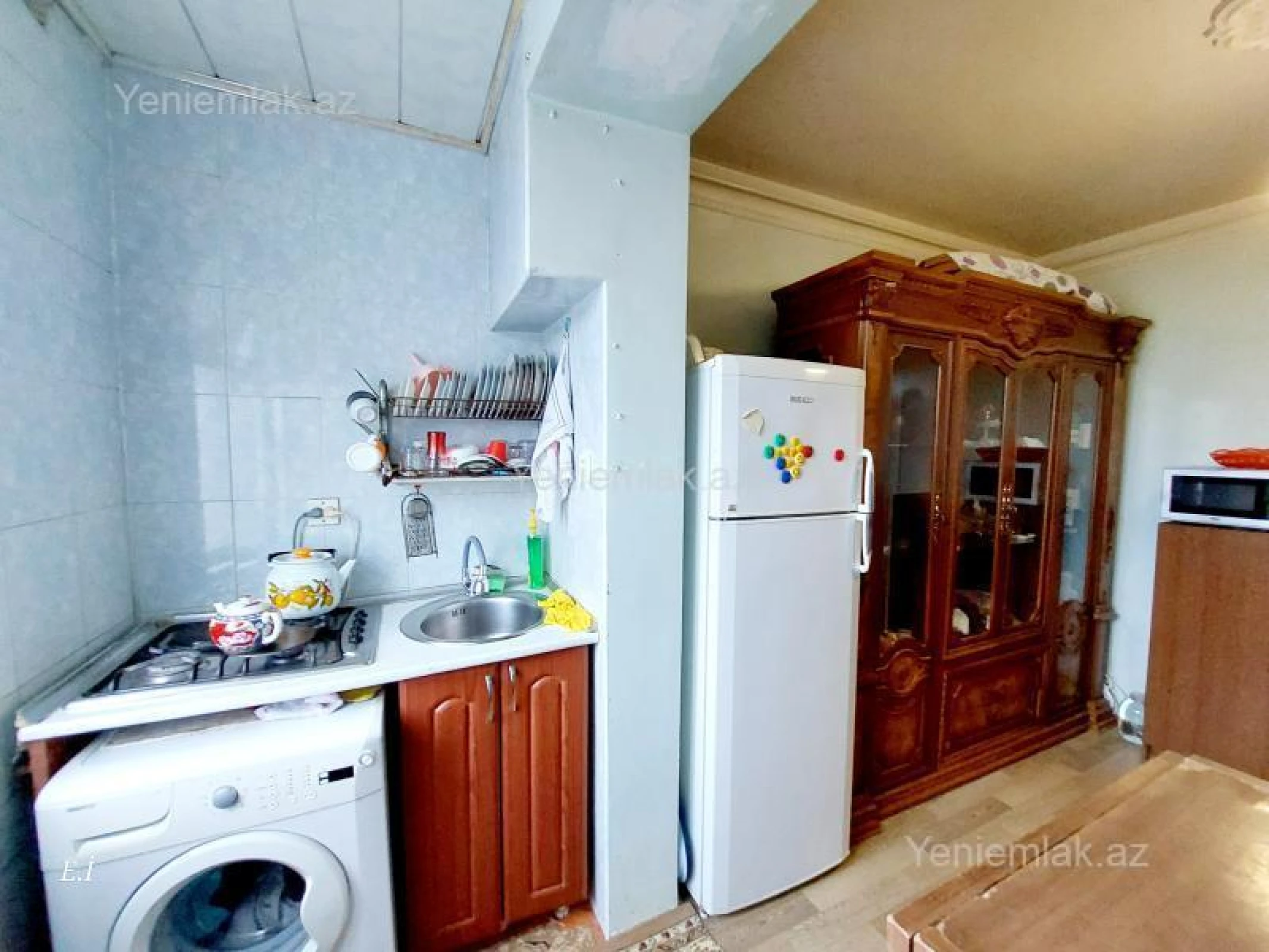 Satılır 3 otaqlı köhnə tikili 68 m²
