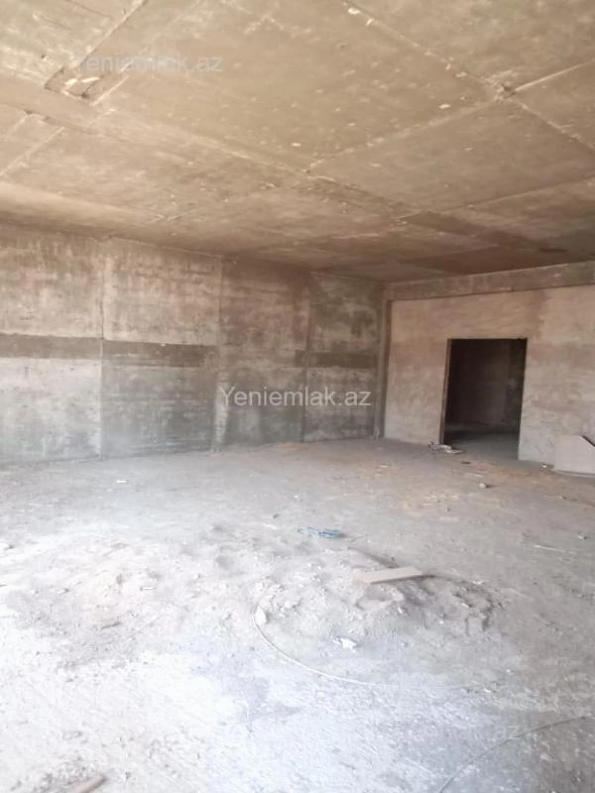 Satılır 4 otaqlı yeni tikili 200 m²