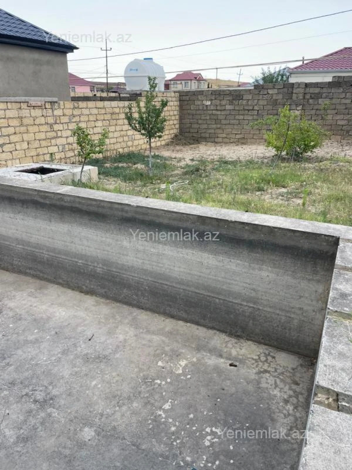 Satılır 2 otaqlı həyət evi 80 m²