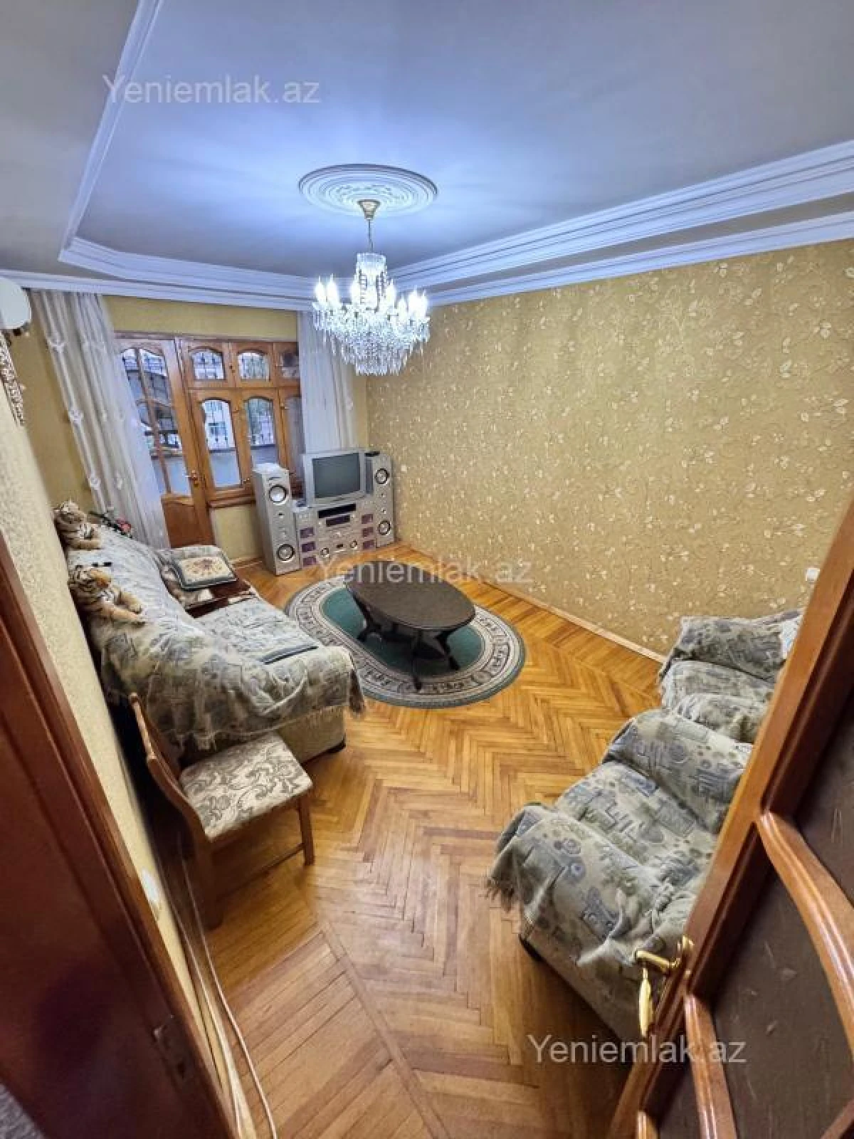 Satılır 4 otaqlı köhnə tikili 105 m²