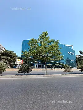 Satılır 4 otaqlı köhnə tikili 105 m²