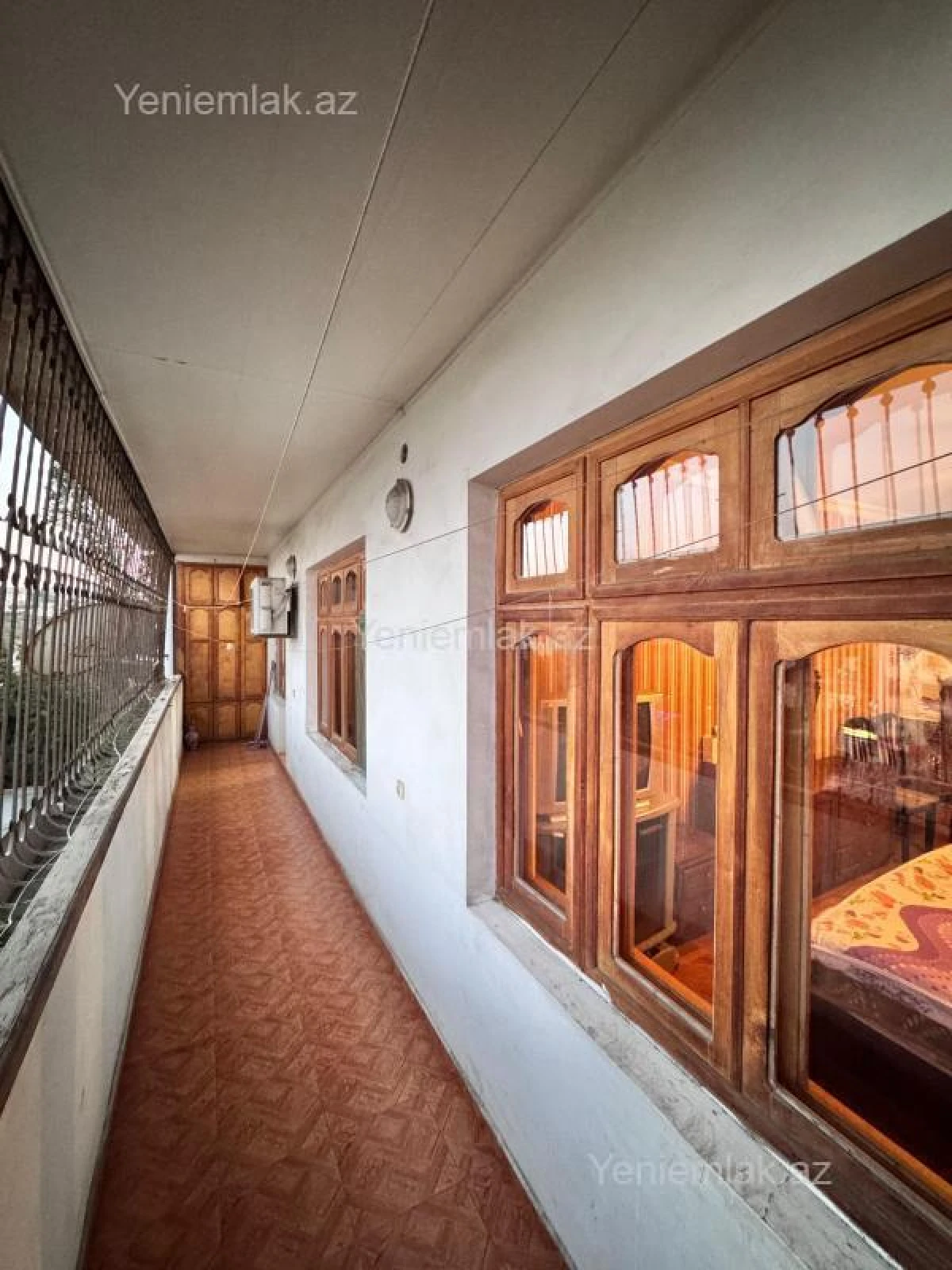 Satılır 4 otaqlı köhnə tikili 105 m²