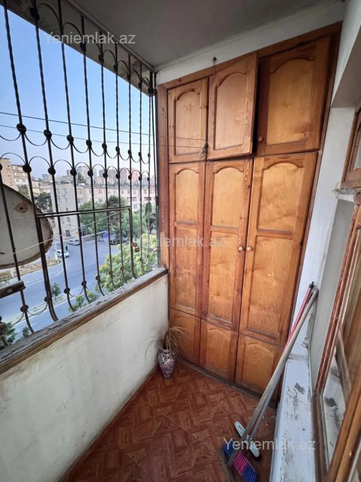 Satılır 4 otaqlı köhnə tikili 105 m²