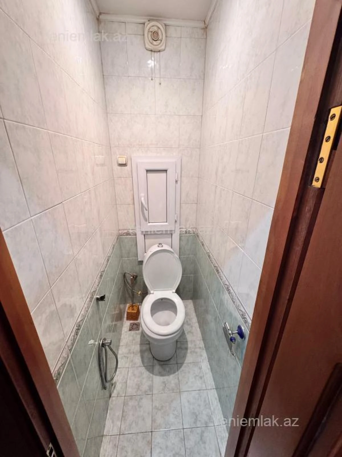 Satılır 4 otaqlı köhnə tikili 105 m²
