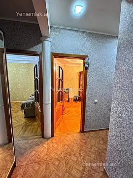 Satılır 4 otaqlı köhnə tikili 105 m²