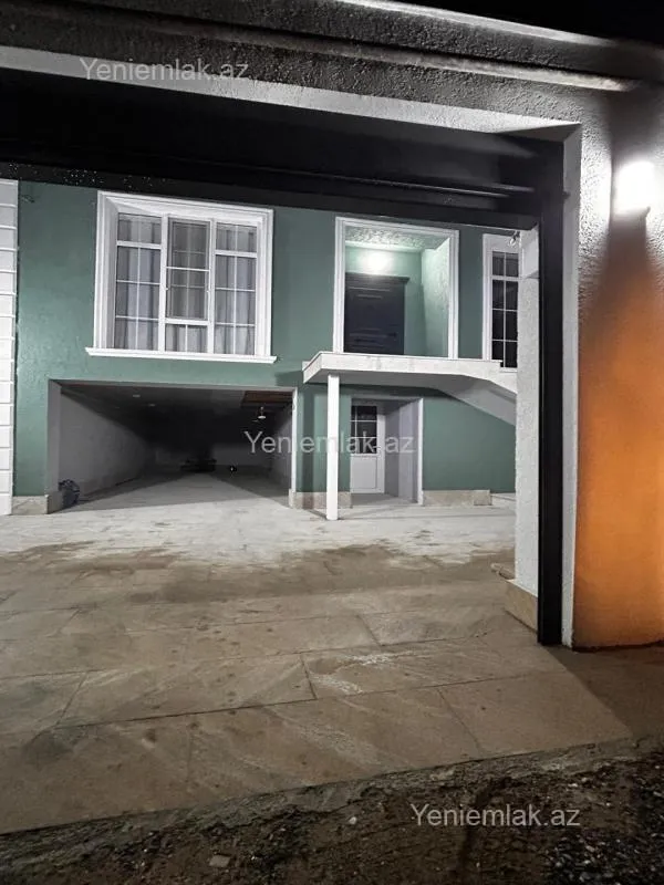 Satılır 5 otaqlı həyət evi 137 m²