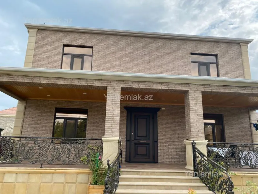 Satılır 5 otaqlı həyət evi 360 m²