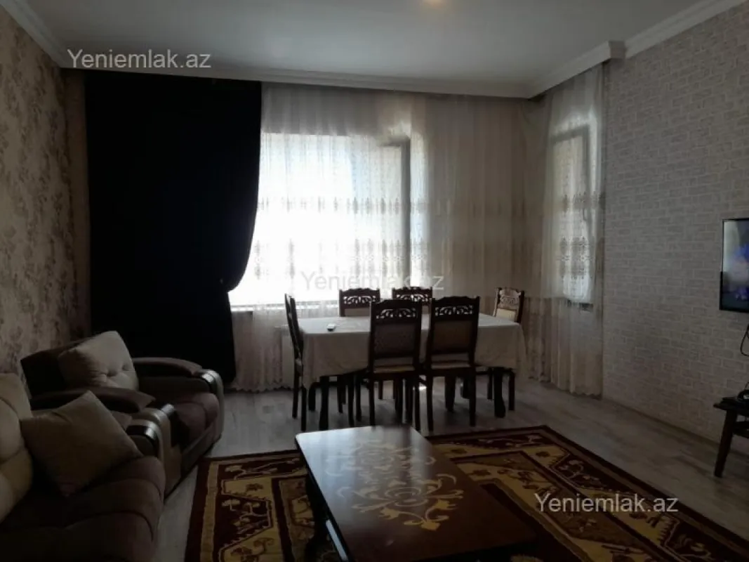 Satılır 4 otaqlı həyət evi 130 m²