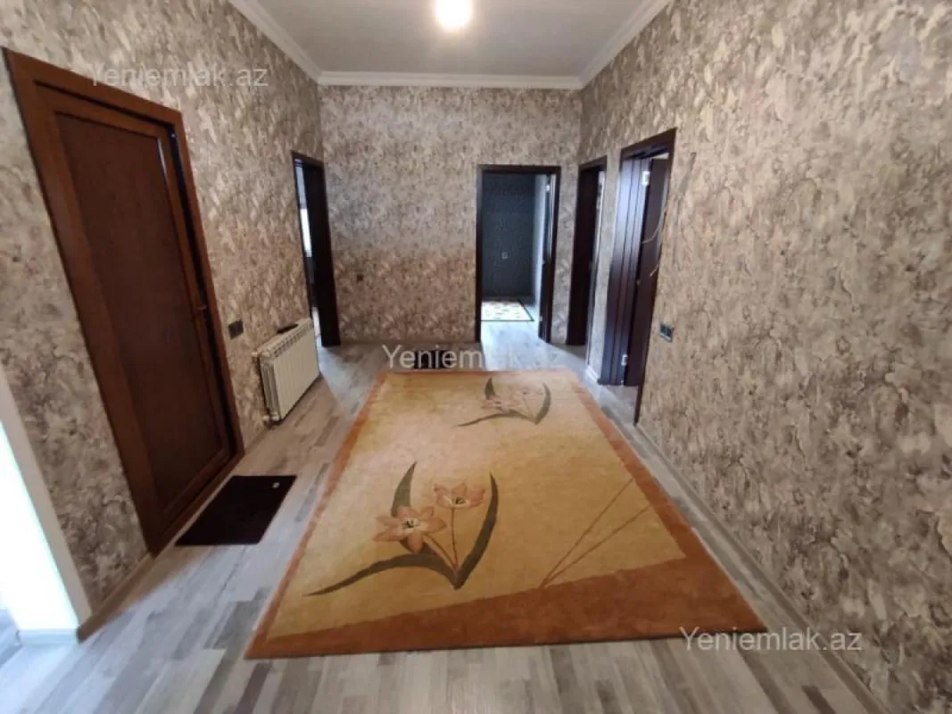 Satılır 4 otaqlı həyət evi 130 m²