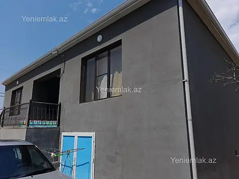 Satılır 4 otaqlı həyət evi 130 m²