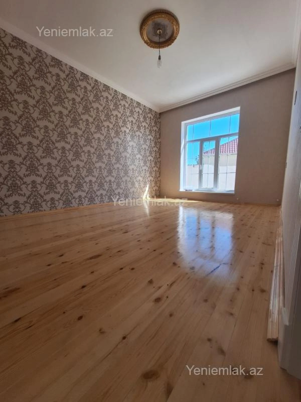 Satılır 3 otaqlı həyət evi 100 m²
