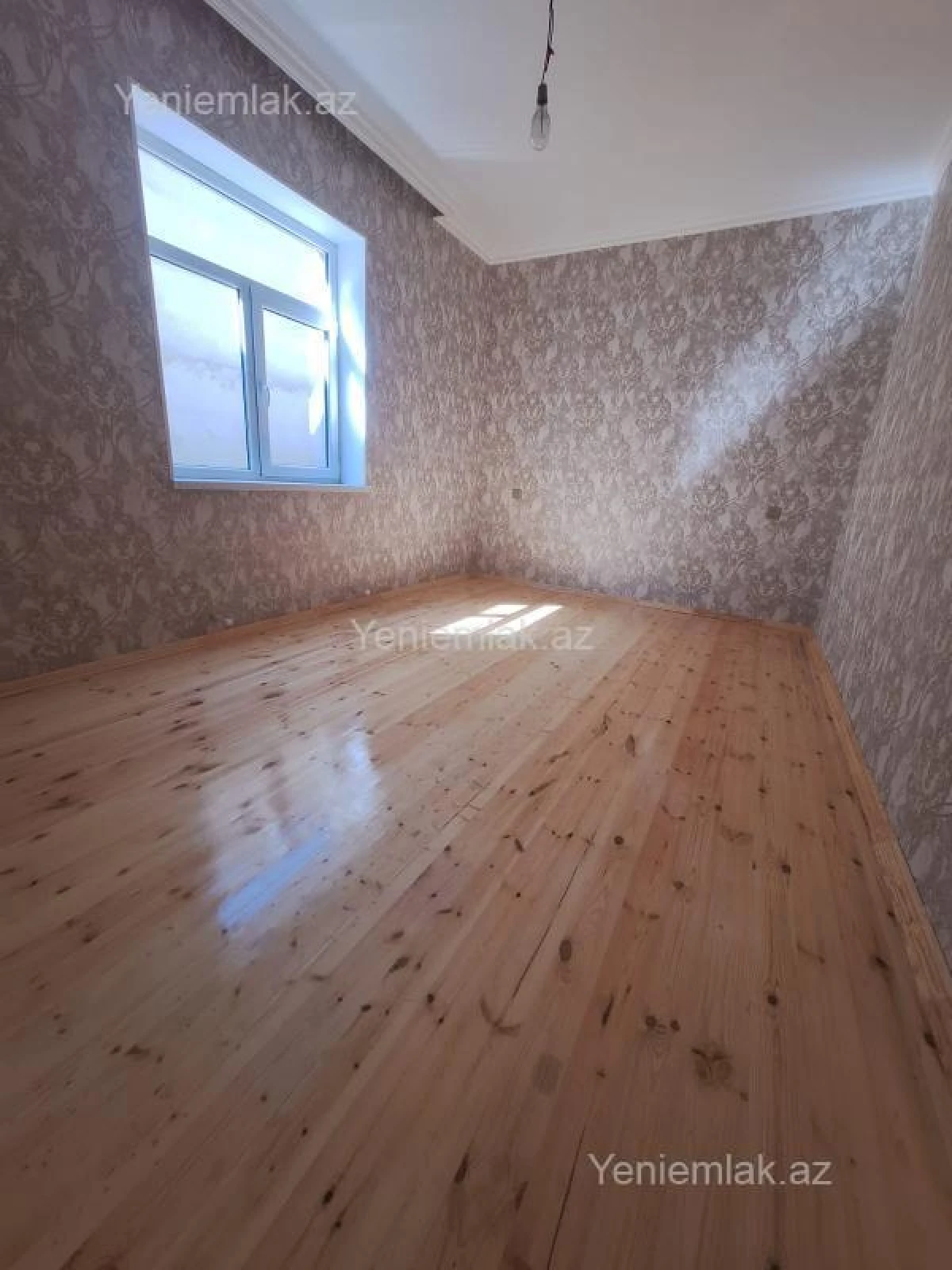 Satılır 3 otaqlı həyət evi 100 m²