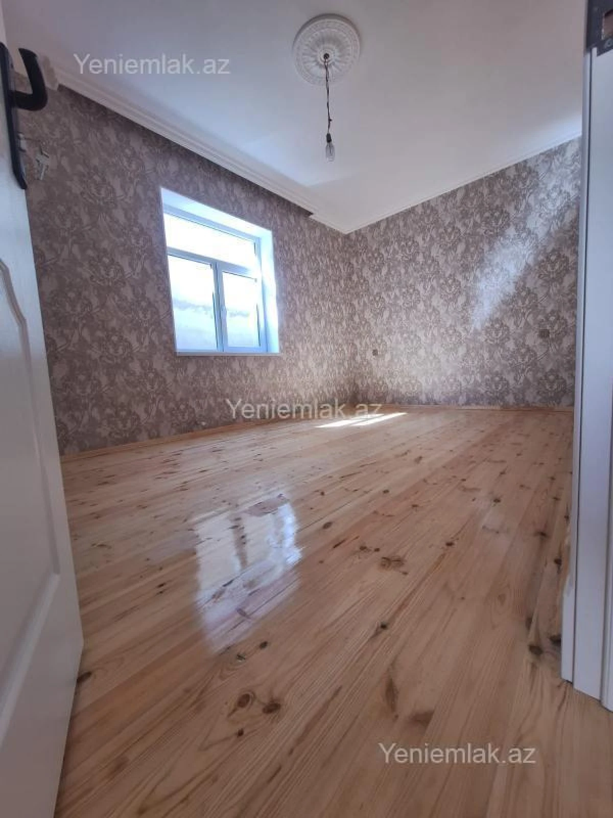 Satılır 3 otaqlı həyət evi 100 m²