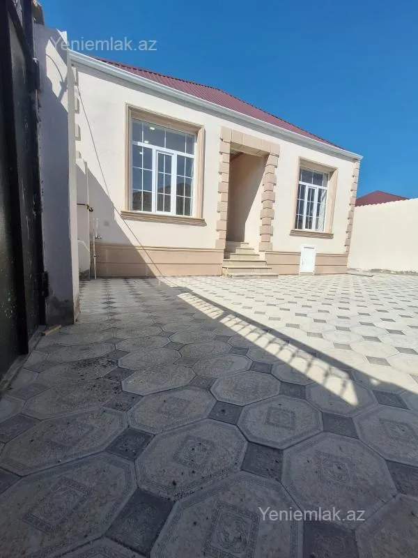 Satılır 3 otaqlı həyət evi 100 m²