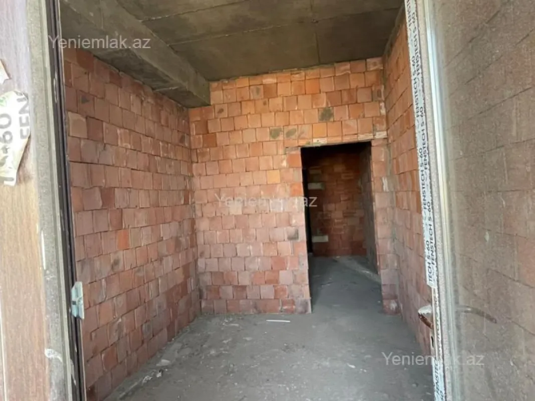 Satılır 3 otaqlı yeni tikili 83 m²