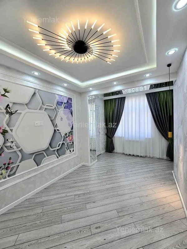 Satılır 2 otaqlı köhnə tikili 65 m²