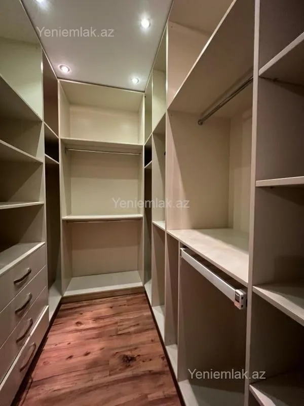 Satılır 6 otaqlı yeni tikili 400 m²