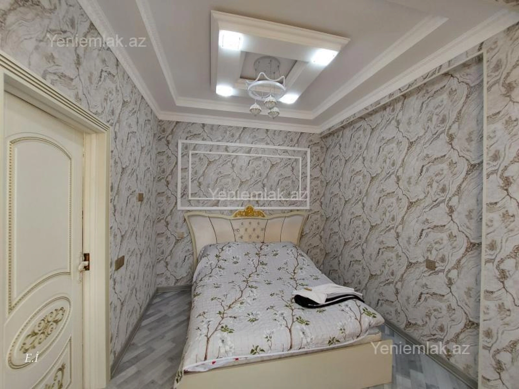 Satılır 3 otaqlı yeni tikili 83 m²