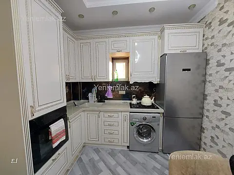 Satılır 3 otaqlı yeni tikili 83 m²