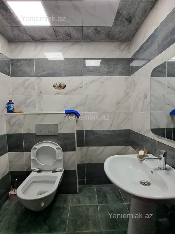 Satılır 3 otaqlı yeni tikili 90 m²