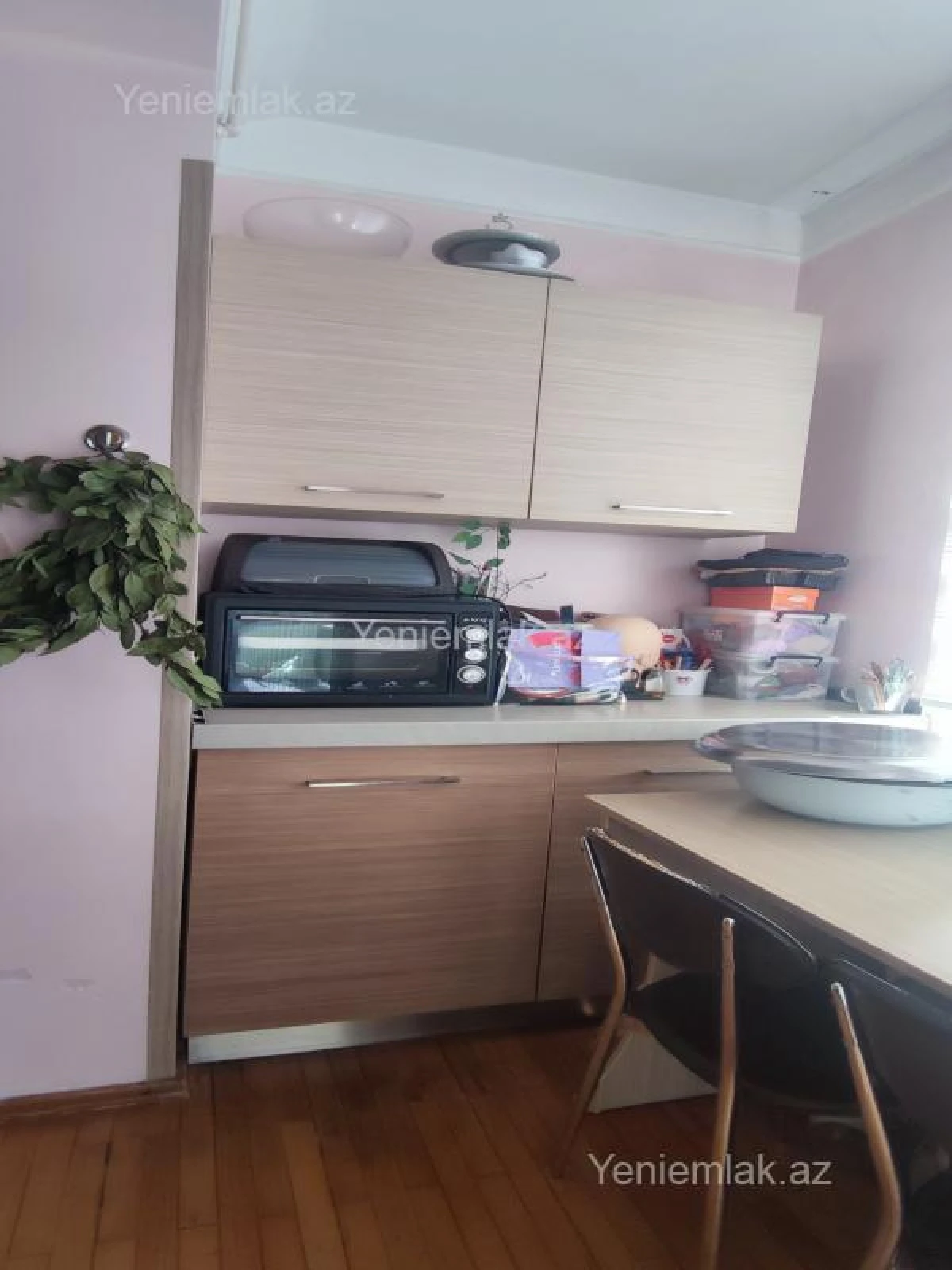 Satılır 4 otaqlı köhnə tikili 100 m²